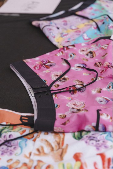 BERMUDA UOMO CAKES AND DONUTS